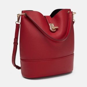 Zara Red Pebbled Leather Crossbody Bucket Bag with Gold Hardware